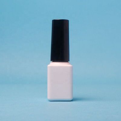 スクロールキャップ 6ml ネイルポーチボトル ネイルプロフェッショナルのための便利なサイズ